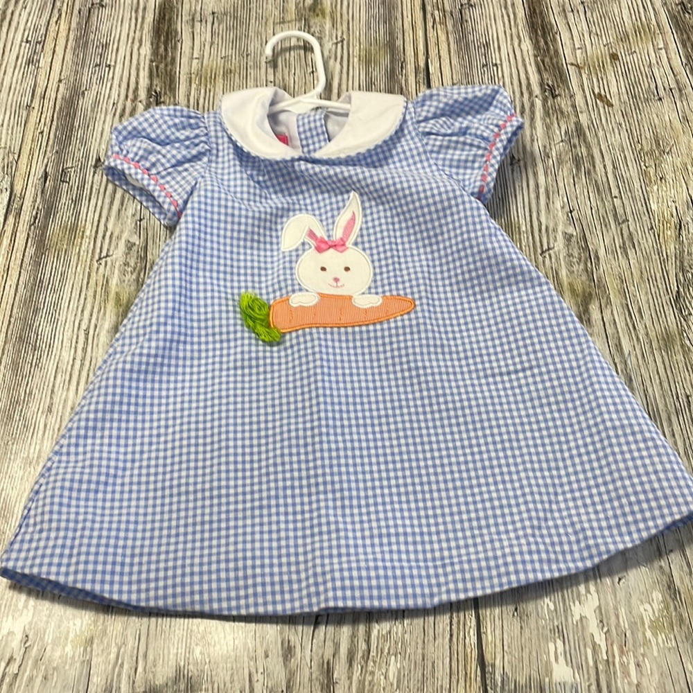 Claire and Charlie size 18m Dress